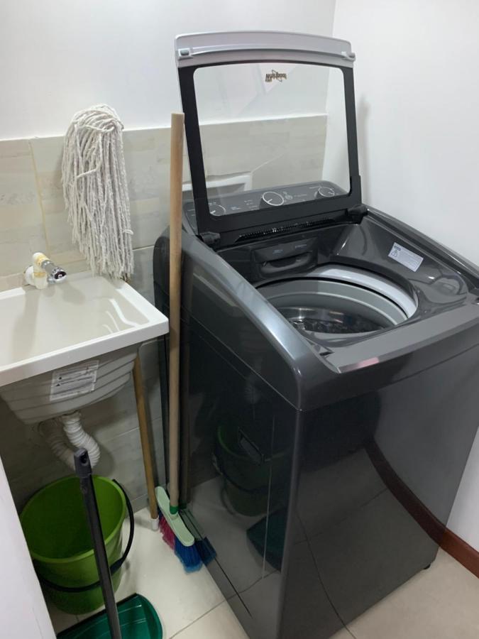 Apartamento Cerca Del Cc Titan Plaza Bogota Ngoại thất bức ảnh